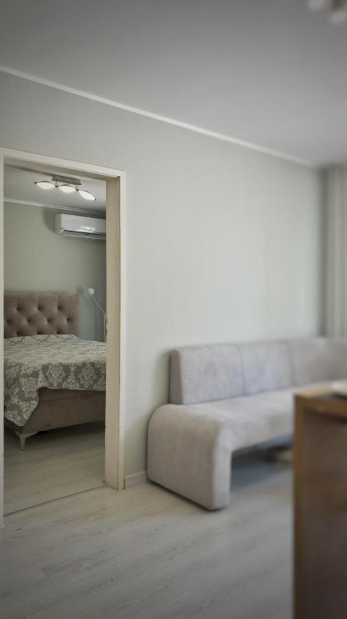 Cozy Studio Near The Park With Huge Verandah. Veliko Tarnovo Exterior foto