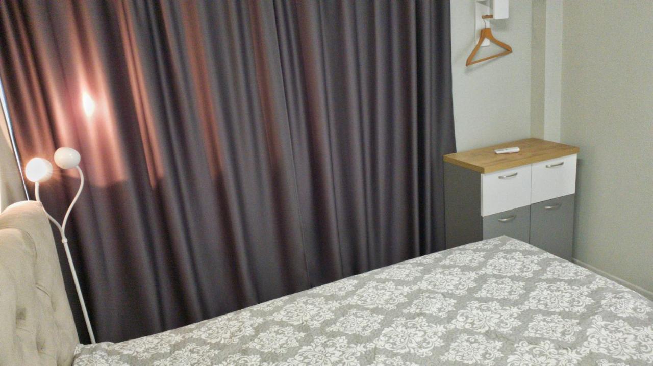 Cozy Studio Near The Park With Huge Verandah. Veliko Tarnovo Exterior foto